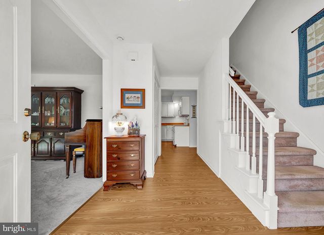 1307 PARK VIEW LN, Downingtown, PA 19335