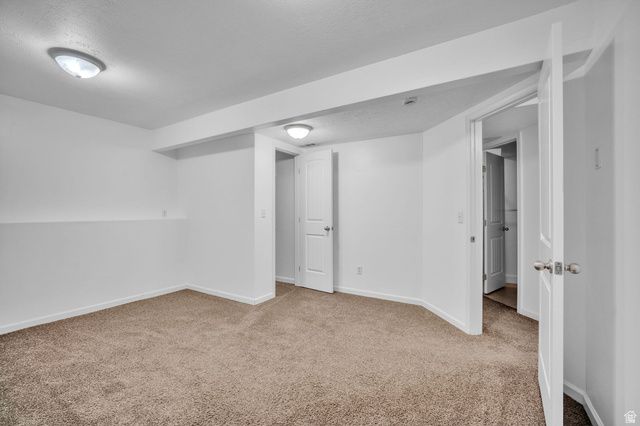 6675 S CYCLAMEN DR, West Jordan, UT 84081