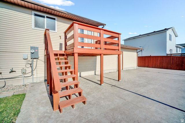 6675 S CYCLAMEN DR, West Jordan, UT 84081