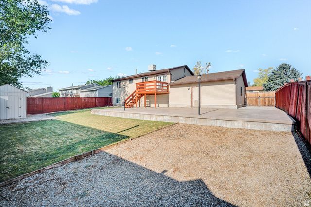6675 S CYCLAMEN DR, West Jordan, UT 84081