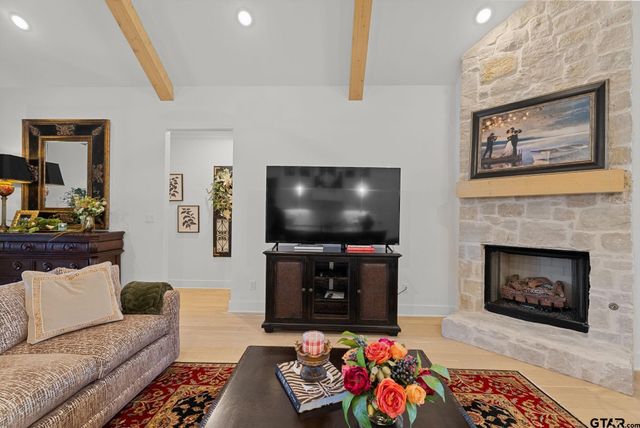 9162 Cave Branch Cove, Tyler, TX 75703