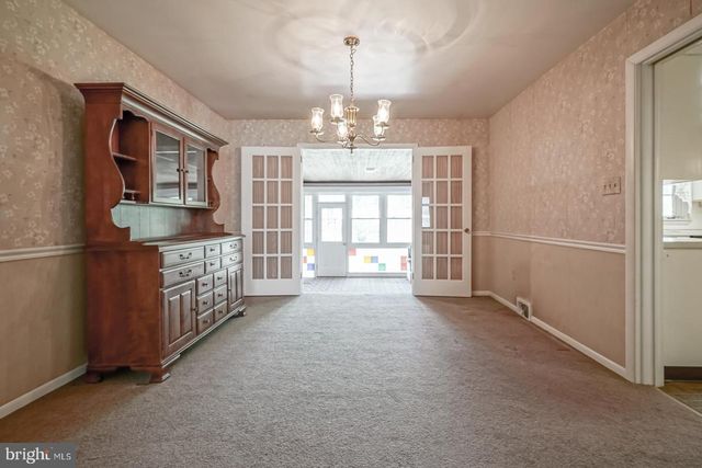 370 S BROADWAY, Pennsville, NJ 08070