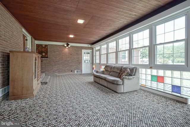 370 S BROADWAY, Pennsville, NJ 08070