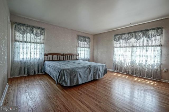 370 S BROADWAY, Pennsville, NJ 08070