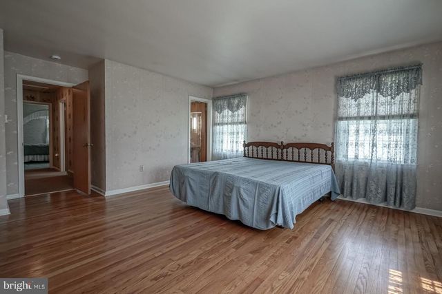 370 S BROADWAY, Pennsville, NJ 08070