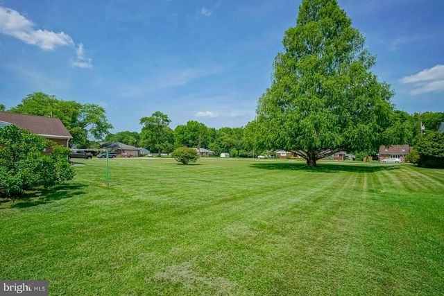 370 S BROADWAY, Pennsville, NJ 08070