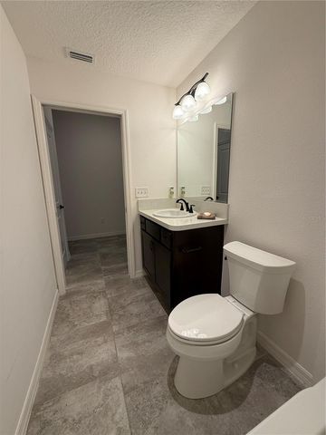 5805 VALENTE COURT, The Villages, FL 32163
