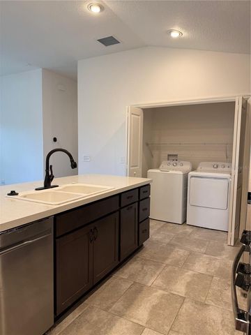 5805 VALENTE COURT, The Villages, FL 32163