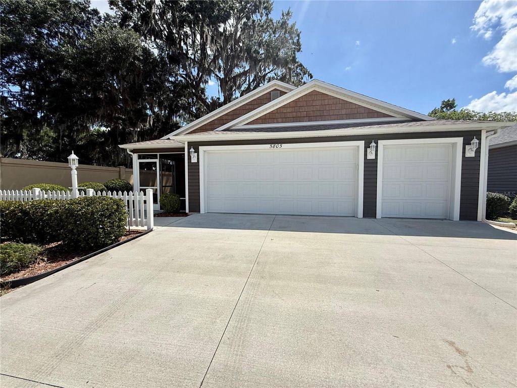 5805 VALENTE COURT, The Villages, FL 32163