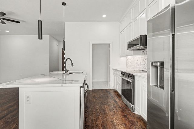 712 Willowbrook Drive, Mesquite, TX 75149