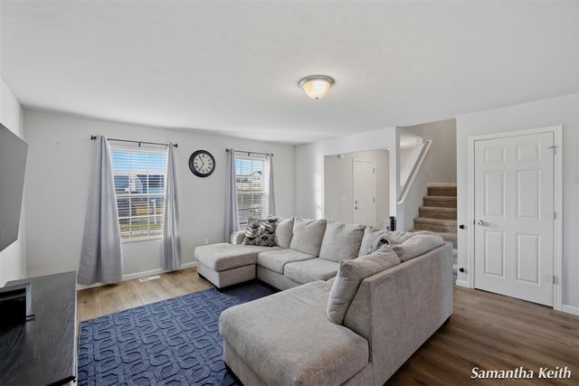 931 View Pointe Drive, Middleville, MI 49333