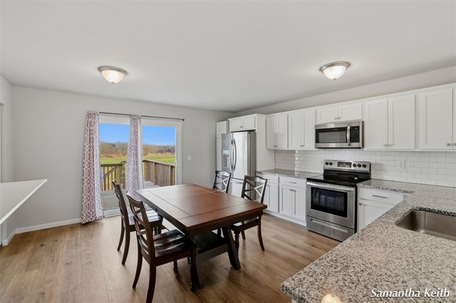 931 View Pointe Drive, Middleville, MI 49333