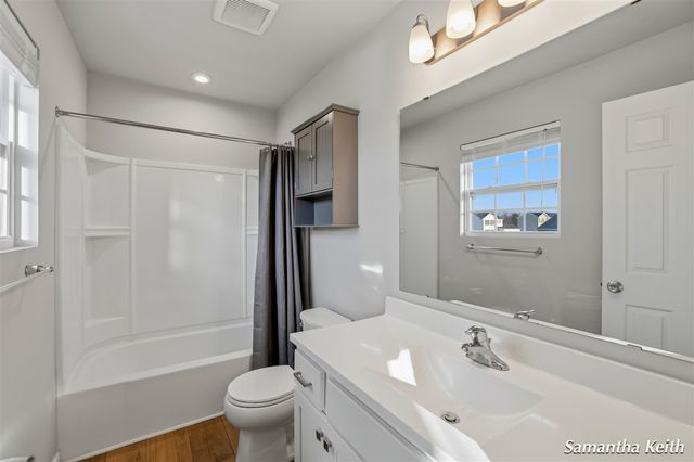 931 View Pointe Drive, Middleville, MI 49333