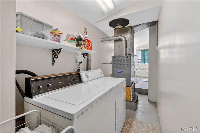 370 Hencken Hollow Lane, St Clair, MO 63077