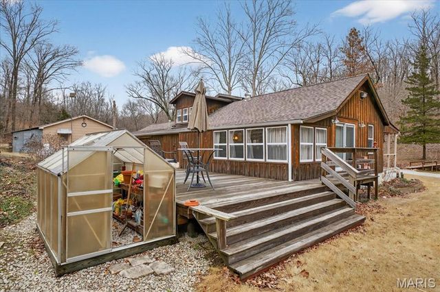 370 Hencken Hollow Lane, St Clair, MO 63077