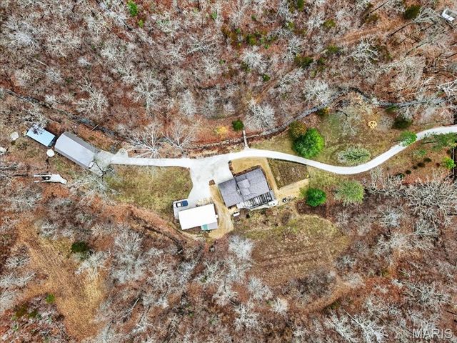 370 Hencken Hollow Lane, St Clair, MO 63077