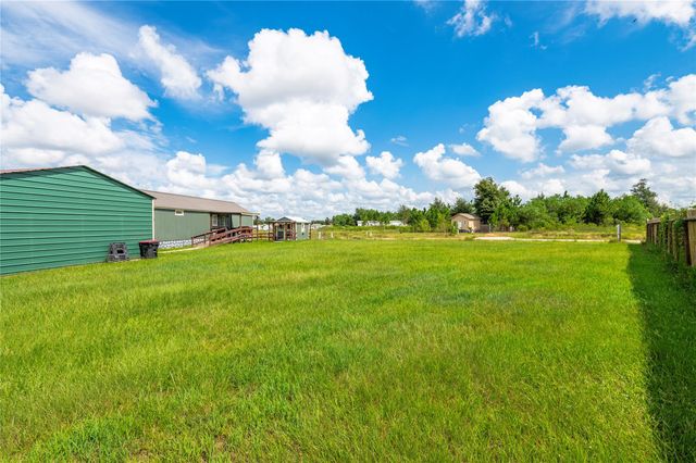 2069 Road 5601, Cleveland, TX 77327