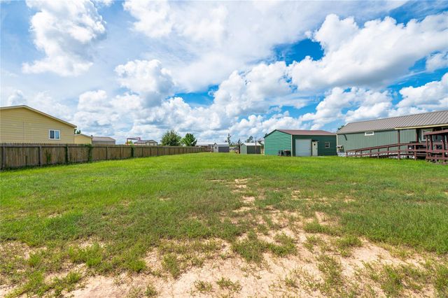 2069 Road 5601, Cleveland, TX 77327