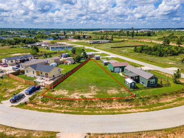 2069 Road 5601, Cleveland, TX 77327
