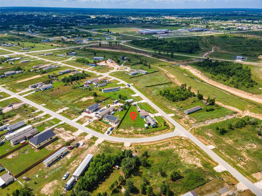 2069 Road 5601, Cleveland, TX 77327