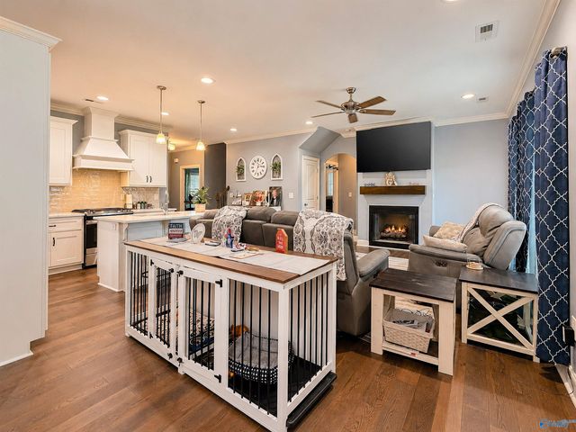 3013 Lisa Lane, Decatur, AL 35603