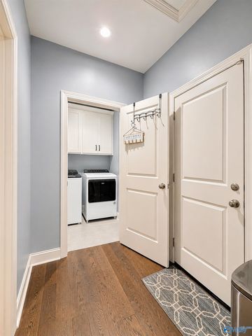 3013 Lisa Lane, Decatur, AL 35603
