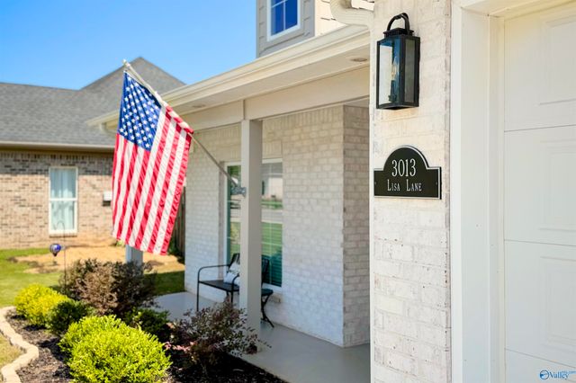3013 Lisa Lane, Decatur, AL 35603