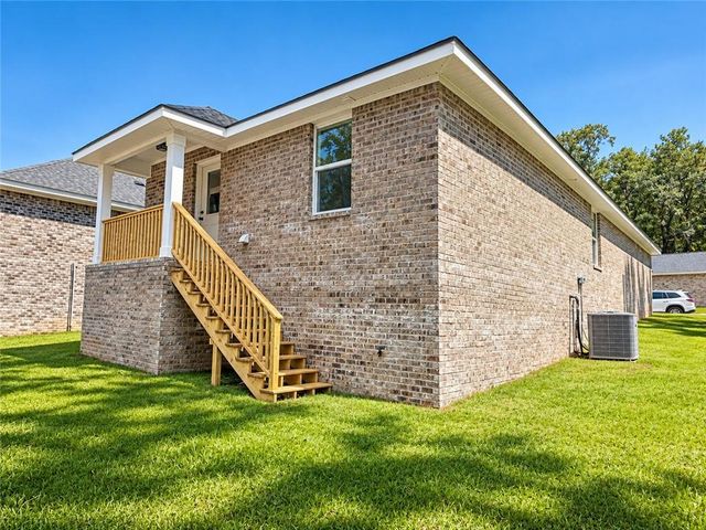 1121 Forest Glen Drive S, Mobile, AL 36618