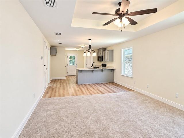 1121 Forest Glen Drive S, Mobile, AL 36618