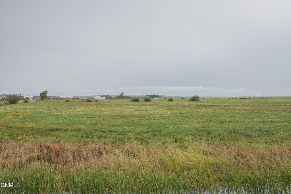 1301 Saber Loop, Bismarck, ND 58504 photo 10