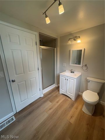 652 Alameda Avenue, Sheffield Lake, OH 44054