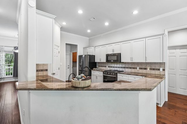 1065 Sunset Canyon DR N, Dripping Springs, TX 78620