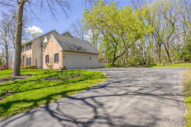 6 Bowns Hill Lane, Perinton, NY 14450