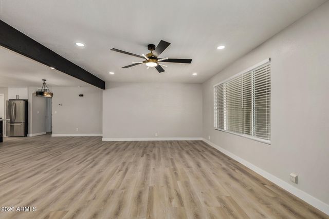 3920 W LANE Avenue, Phoenix, AZ 85051