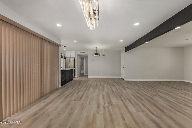 3920 W LANE Avenue, Phoenix, AZ 85051