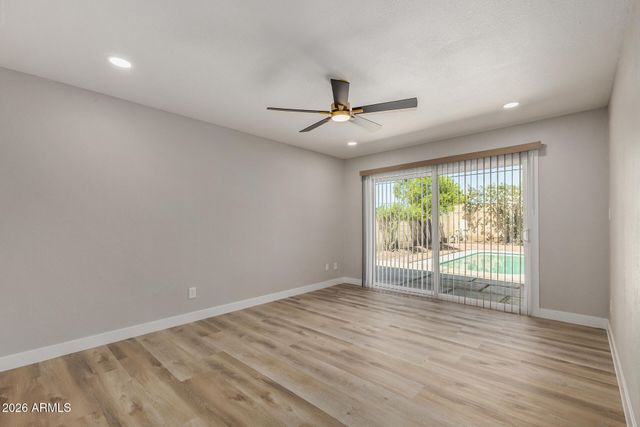 3920 W LANE Avenue, Phoenix, AZ 85051