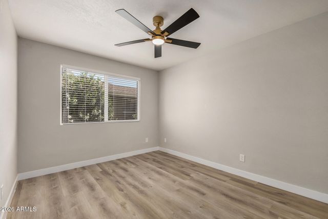 3920 W LANE Avenue, Phoenix, AZ 85051