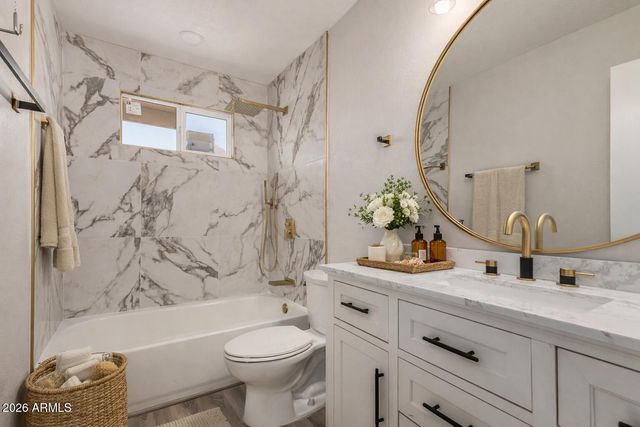 3920 W LANE Avenue, Phoenix, AZ 85051