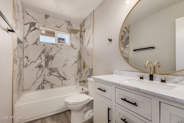 3920 W LANE Avenue, Phoenix, AZ 85051