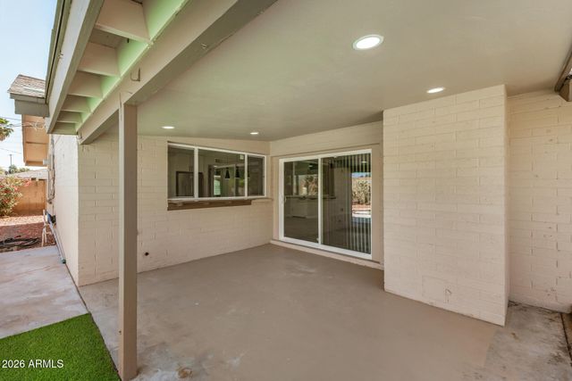 3920 W LANE Avenue, Phoenix, AZ 85051