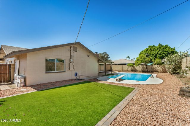 3920 W LANE Avenue, Phoenix, AZ 85051