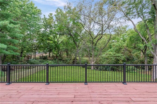 1501 NW 18th Street, Blue Springs, MO 64015