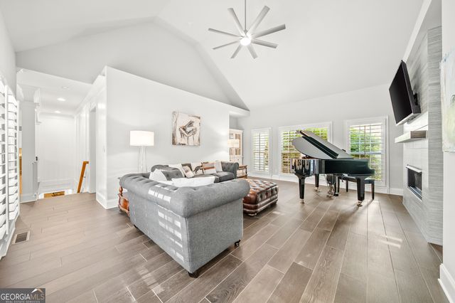 6249 Ben Parks Road, Murrayville, GA 30564