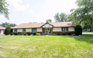 5179 W Blue Bell Drive, New Palestine, IN 46163