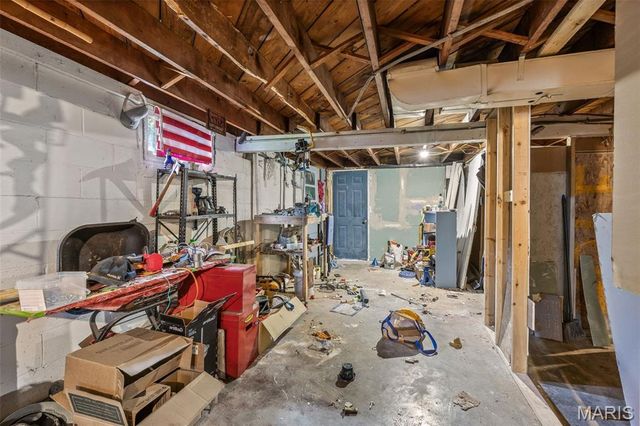 1112 N 3rd Street, Festus, MO 63028