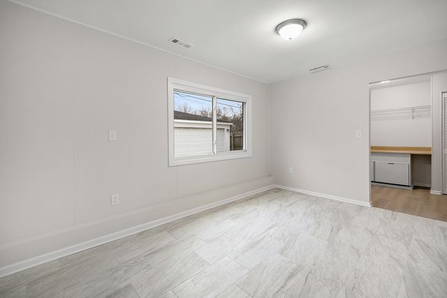 4301 Greenbrier Lane, Richton Park, IL 60471