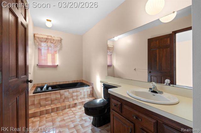 41319 Julie Court, Clinton Township, MI 48038