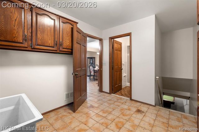 41319 Julie Court, Clinton Township, MI 48038