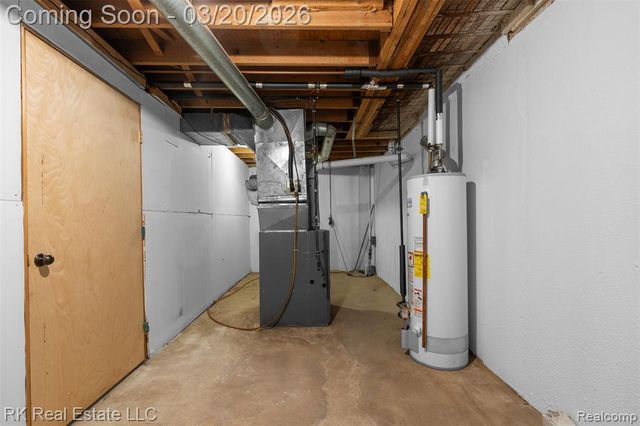 41319 Julie Court, Clinton Township, MI 48038