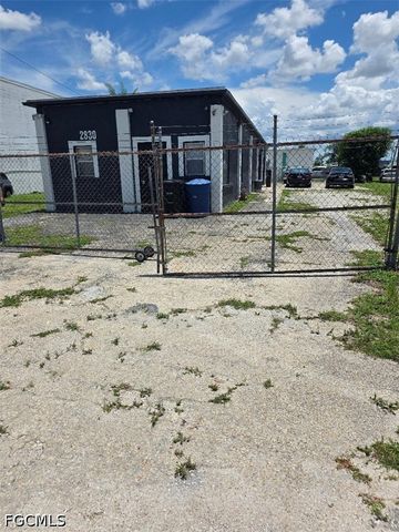 2830 Saint Charles ST S, Fort Myers, FL 33916
